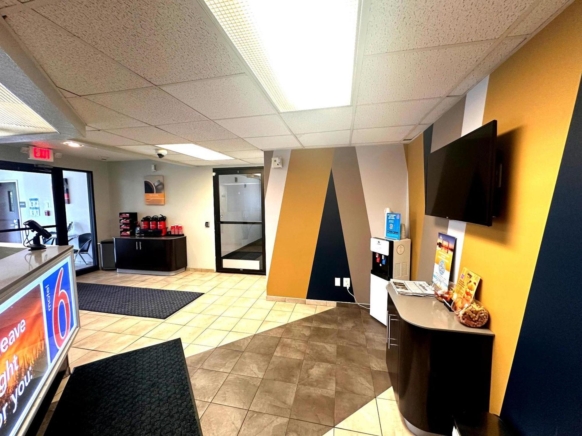 Motel 6-Duluth, Mn מראה חיצוני תמונה