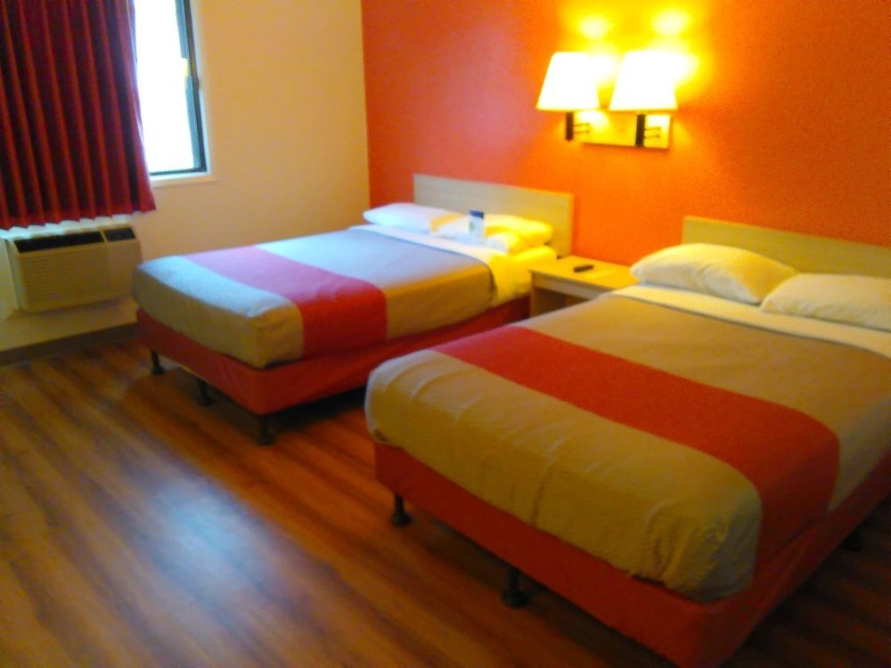 Motel 6-Duluth, Mn מראה חיצוני תמונה